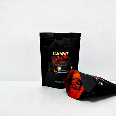 comprar Bolsas personalizadas Matte Proof Child Proof Zipper Mylar 3.5g Bolsas de hierba de papel de aluminio online manufacture